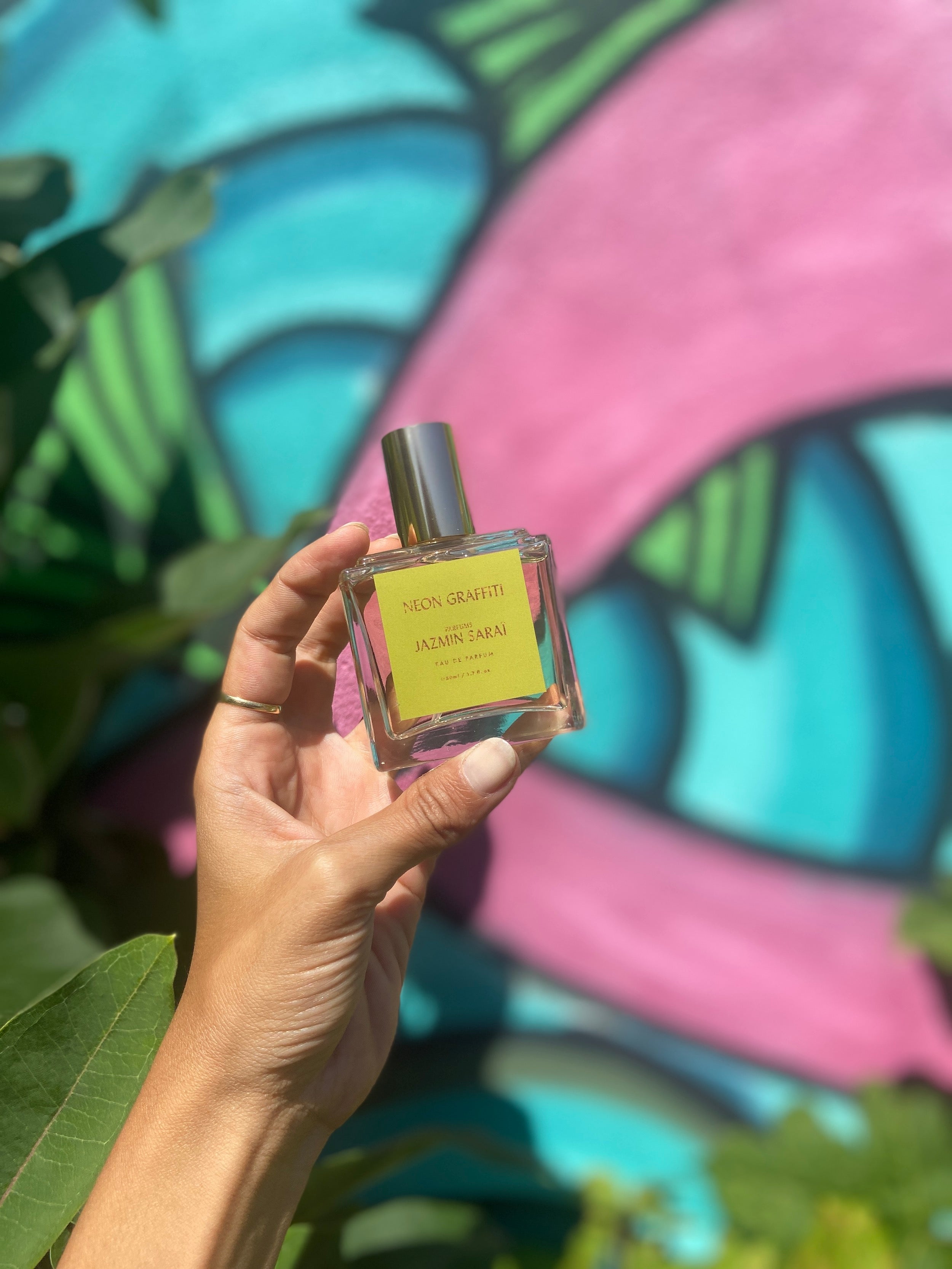 perfume パフューム 雑誌 切り抜き 234P ◆貴重！インディーズ～ Perfumeが音楽と人9月号の表紙に登場！ 〈ネビュラロマンスとは何か